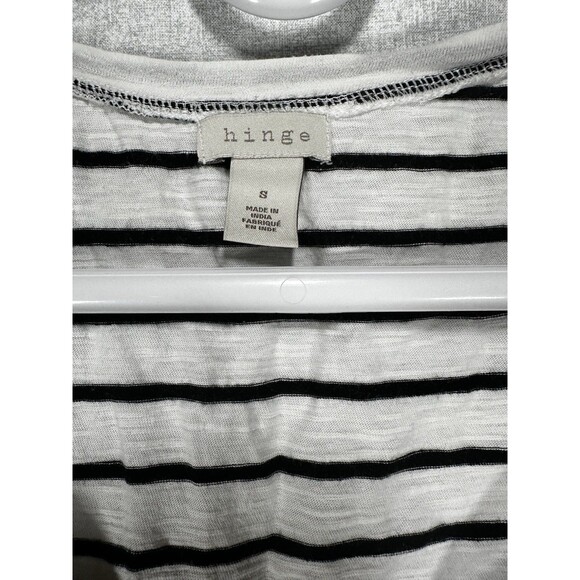 Hinge Women's Small Top Short Sleeve Scoop Neck Lace Sleeves Navy/White Striped - Picture 2 of 6